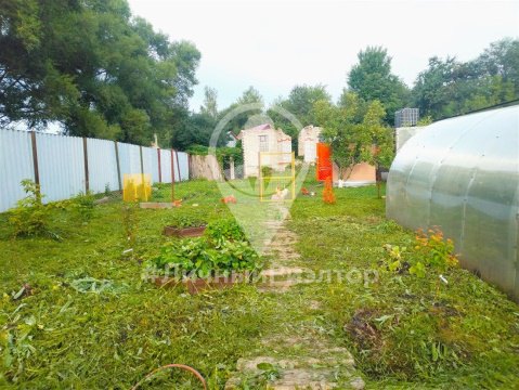 Дом 97м², участок 8 сот.