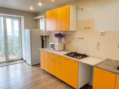 1-к квартира, 10/11 эт., 45м²