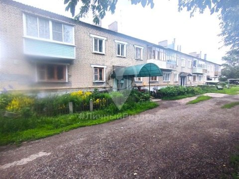 1-к квартира, 1/2 эт., 28м²
