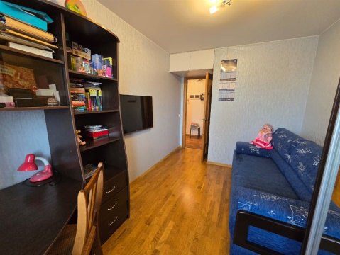 3-к квартира, 4/9 эт., 60м²