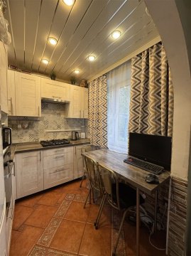 2-к квартира, 1/5 эт., 62м²