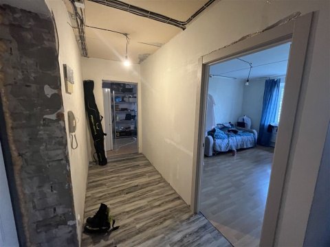 2-к квартира, 8/10 эт., 47м²
