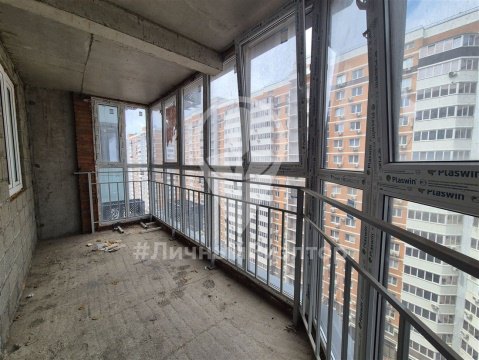 2-к квартира, 12/17 эт., 52м²