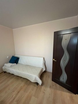 1-к квартира, 12/17 эт., 38м²