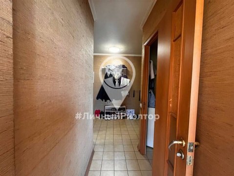 3-к квартира, 4/5 эт., 60м²