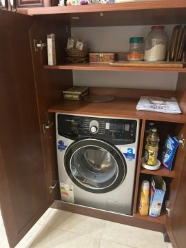 2-к квартира, 8/9 эт., 70м²