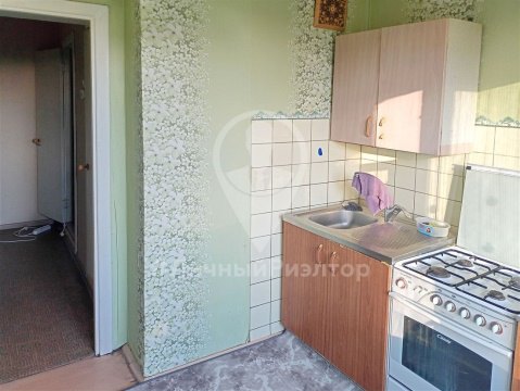 2-к квартира, 5/10 эт., 50м²