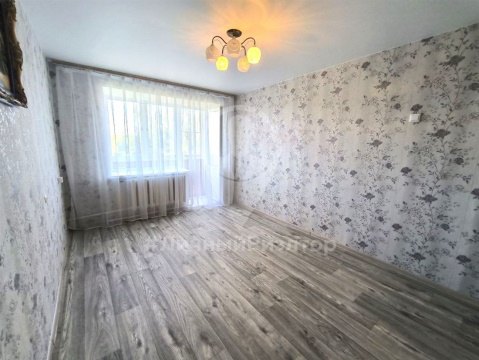 2-к квартира, 5/5 эт., 44м²