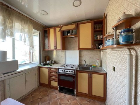 2-к квартира, 5/5 эт., 45м²