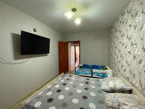 3-к квартира, 10/10 эт., 64м²
