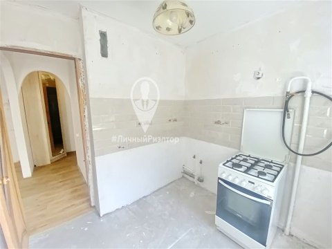 2-к квартира, 5/5 эт., 44м²