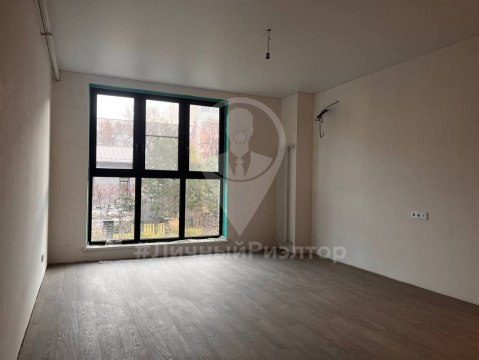 1-к квартира, 1/4 эт., 63м²