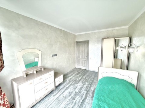1-к квартира, 2/3 эт., 48м²