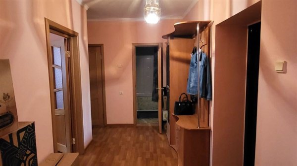 2-к квартира, 2/9 эт., 64м²