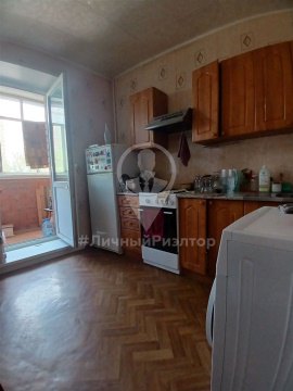 2-к квартира, 2/6 эт., 47м²