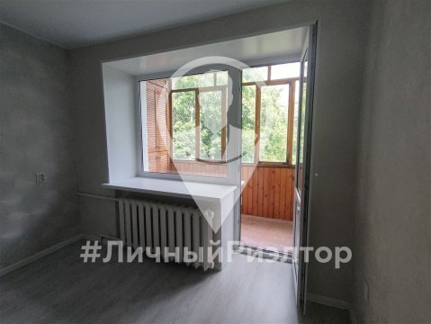 2-к квартира, 5/5 эт., 47м²