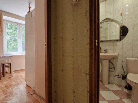 2-к квартира, 3/9 эт., 40м²