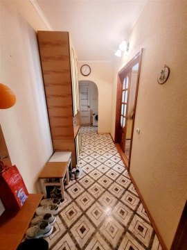 3-к квартира, 2/9 эт., 66м²