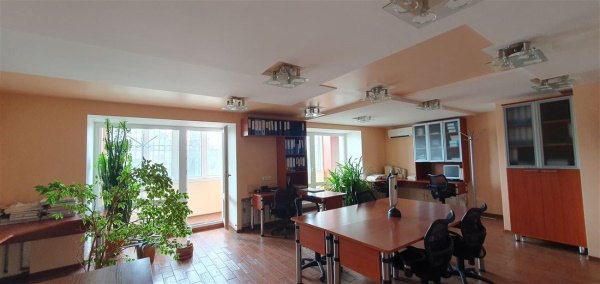 3-к квартира, 1/10 эт., 119м²