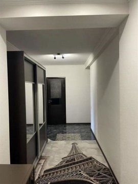 2-к квартира, 2/10 эт., 74м²