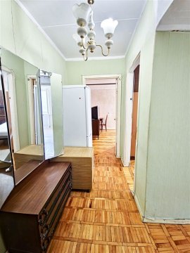 2-к квартира, 2/9 эт., 42м²