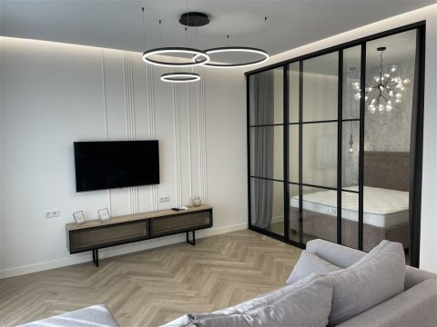 2-к квартира, 20/37 эт., 62м²