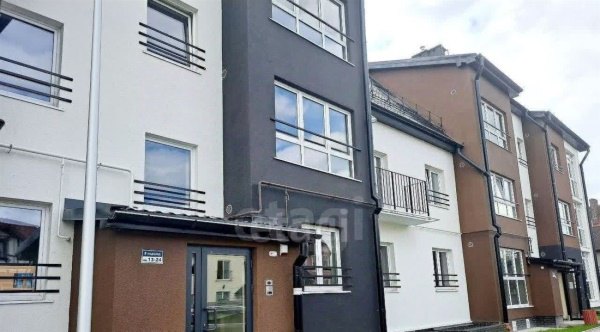 2-к квартира, 3/3 эт., 57м²