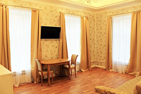 3-к квартира, 2/4 эт., 107м²