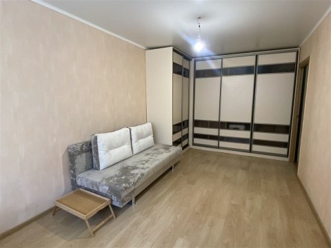 2-к квартира, 6/9 эт., 44м²