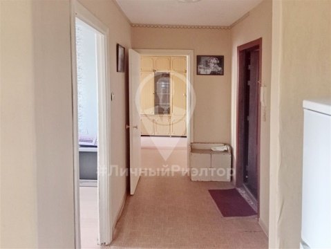 2-к квартира, 5/10 эт., 50м²