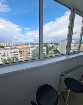 2-к квартира, 8/9 эт., 70м²