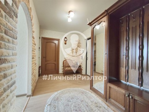 2-к квартира, 18/25 эт., 73м²