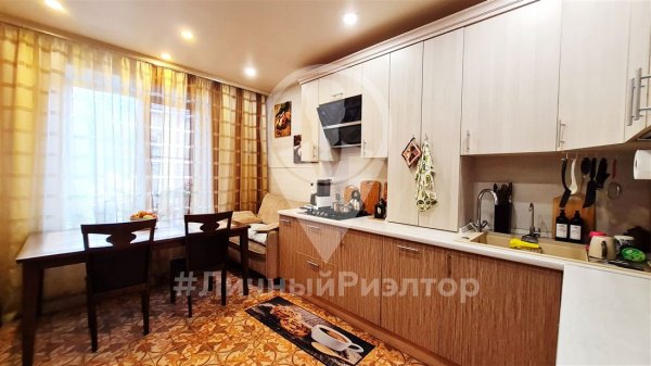 4-к квартира, 1/4 эт., 120м²