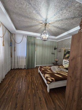 Дом 120м², участок 6 сот.