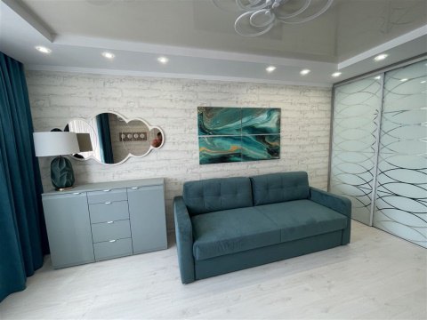 1-к квартира, 3/19 эт., 43м²