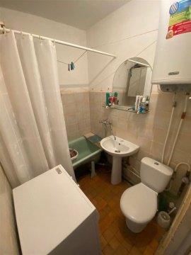Комната в 2-к квартире, 5/5 эт., 31м²