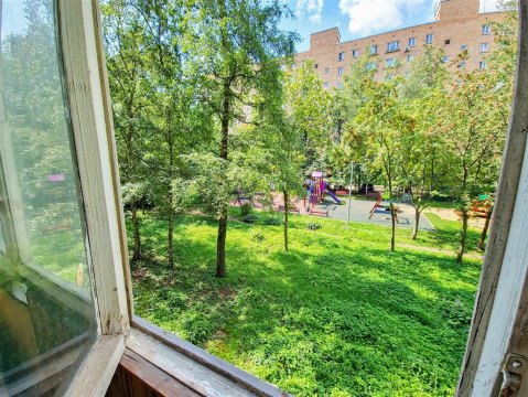 2-к квартира, 2/9 эт., 42м²