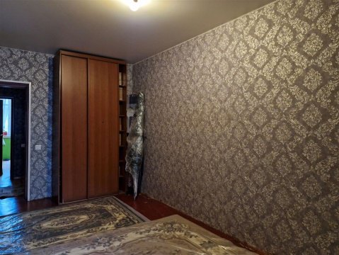 3-к квартира, 4/4 эт., 65м²