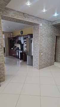 Дом 310м², участок 11 сот.