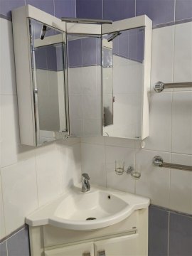 2-к квартира, 3/9 эт., 58м²