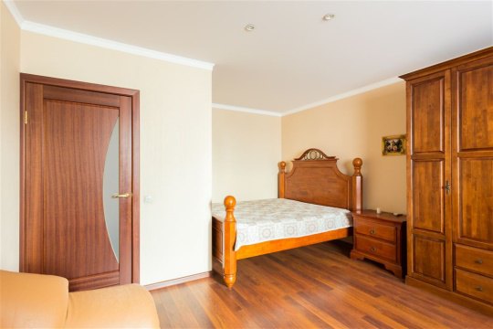 1-к квартира, 9/14 эт., 40м²