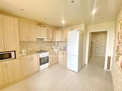 1-к квартира, 9/16 эт., 42м²