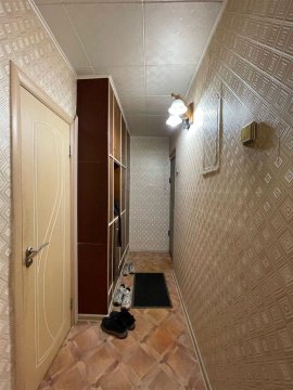 2-к квартира, 5/5 эт., 45м²