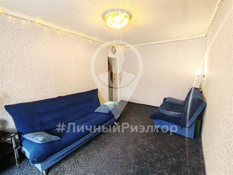 3-к квартира, 1/1 эт., 50м²