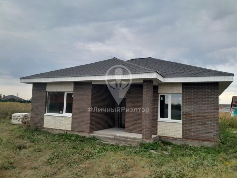 Дом 100м², участок 8 сот.