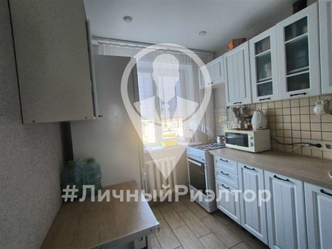 3-к квартира, 5/5 эт., 63м²