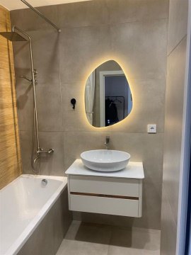 2-к квартира, 8/9 эт., 45м²