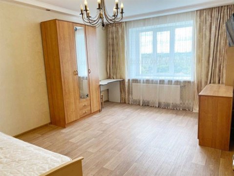 1-к квартира, 10/11 эт., 45м²