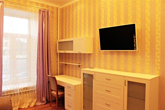 3-к квартира, 2/4 эт., 107м²