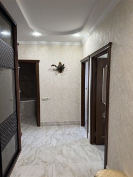 2-к квартира, 7/15 эт., 55м²